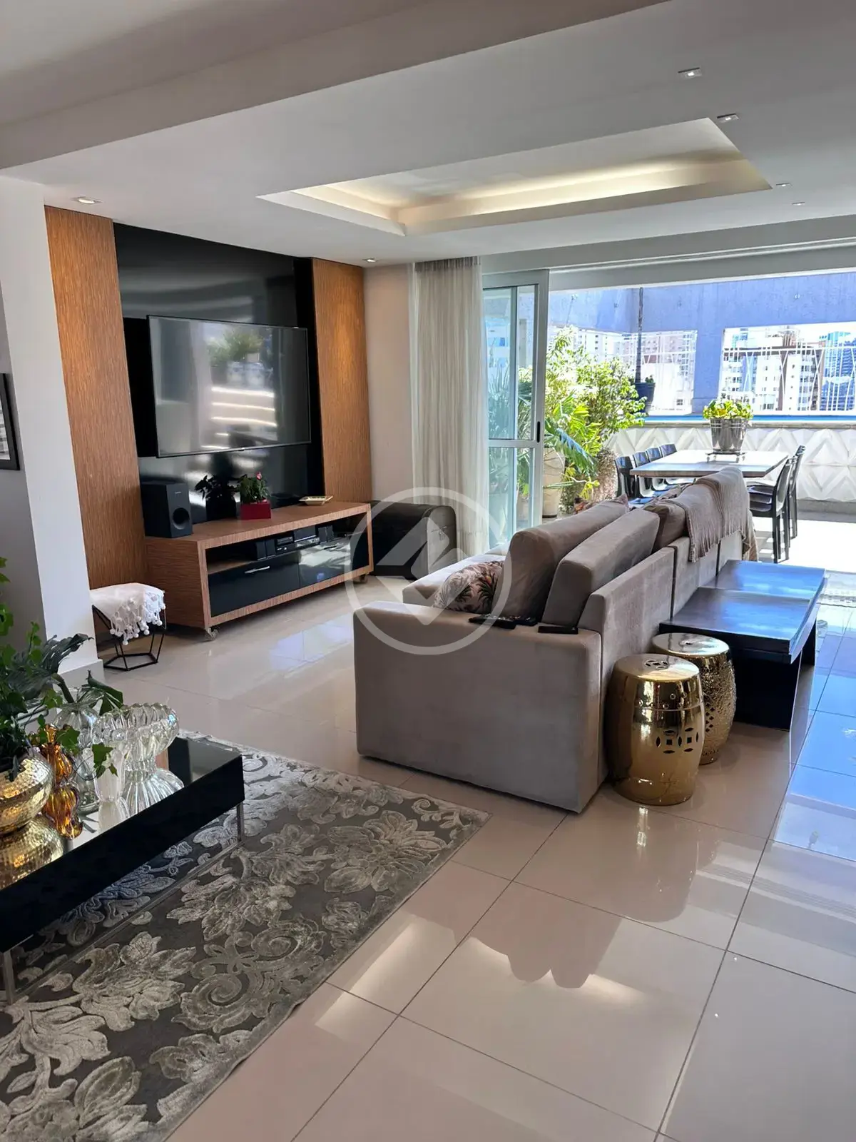 Apartamento Duplex Setor Bueno, Goiânia - GO — foto 1