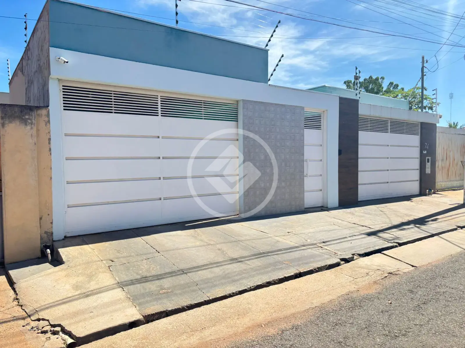 Imóvel amplo em ótima localização