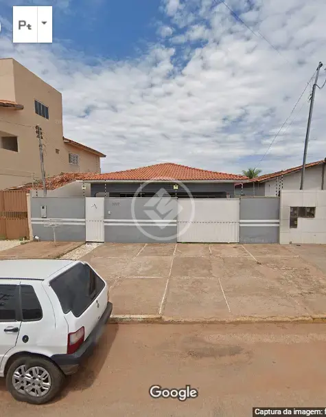 IMÓVEL AMPLO COM PISCINA