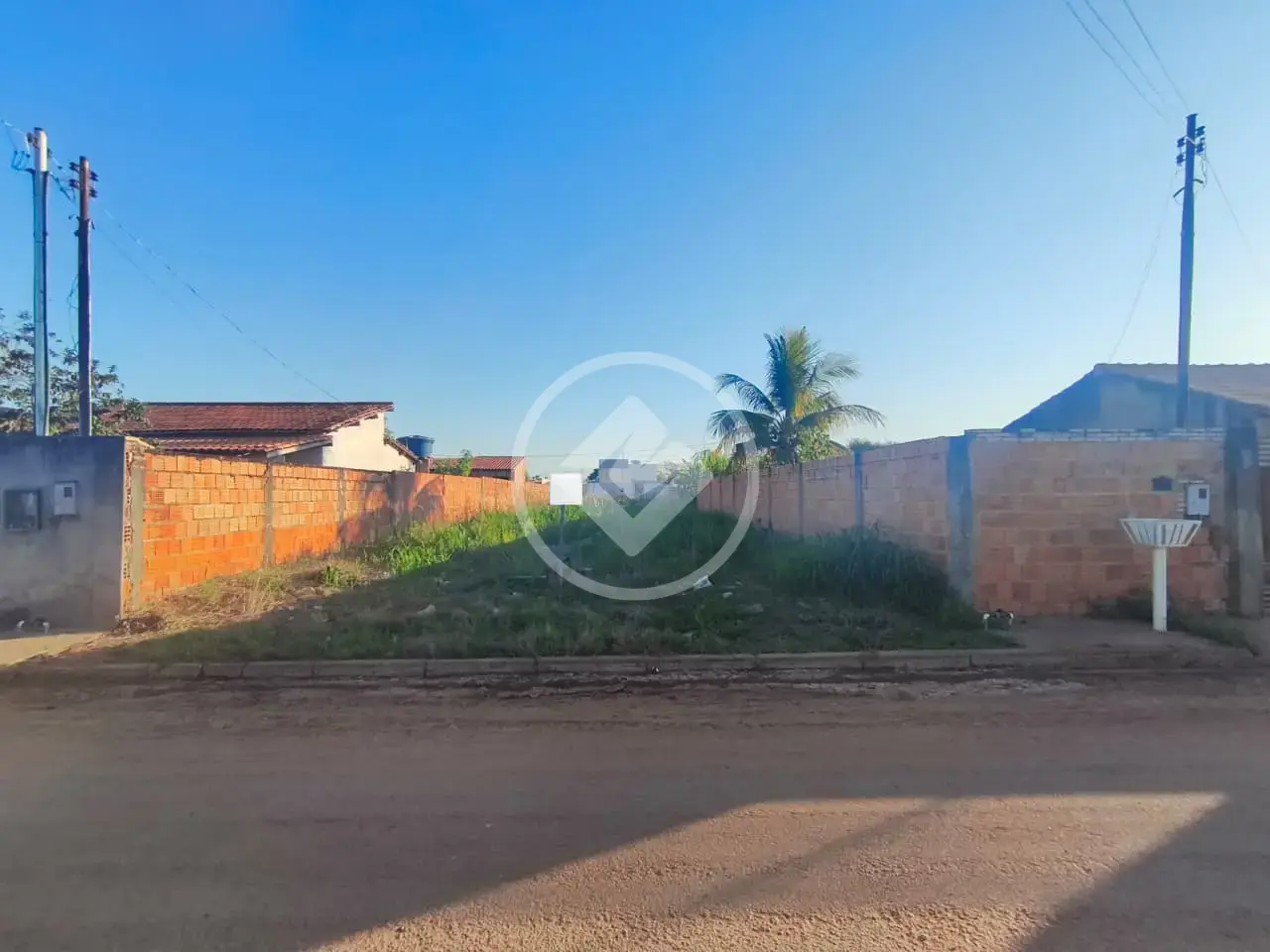 ⚡ ATENÇÃO! Oportunidade para quem quer comprar um lote bem localizado!