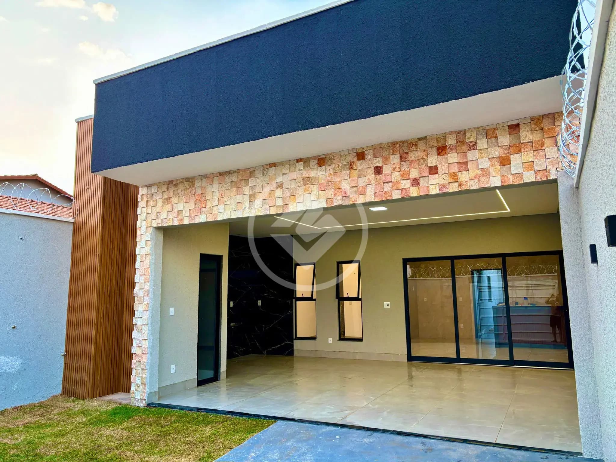Casa Jardim Buriti Sereno, Aparecida de Goiânia - GO — foto 1