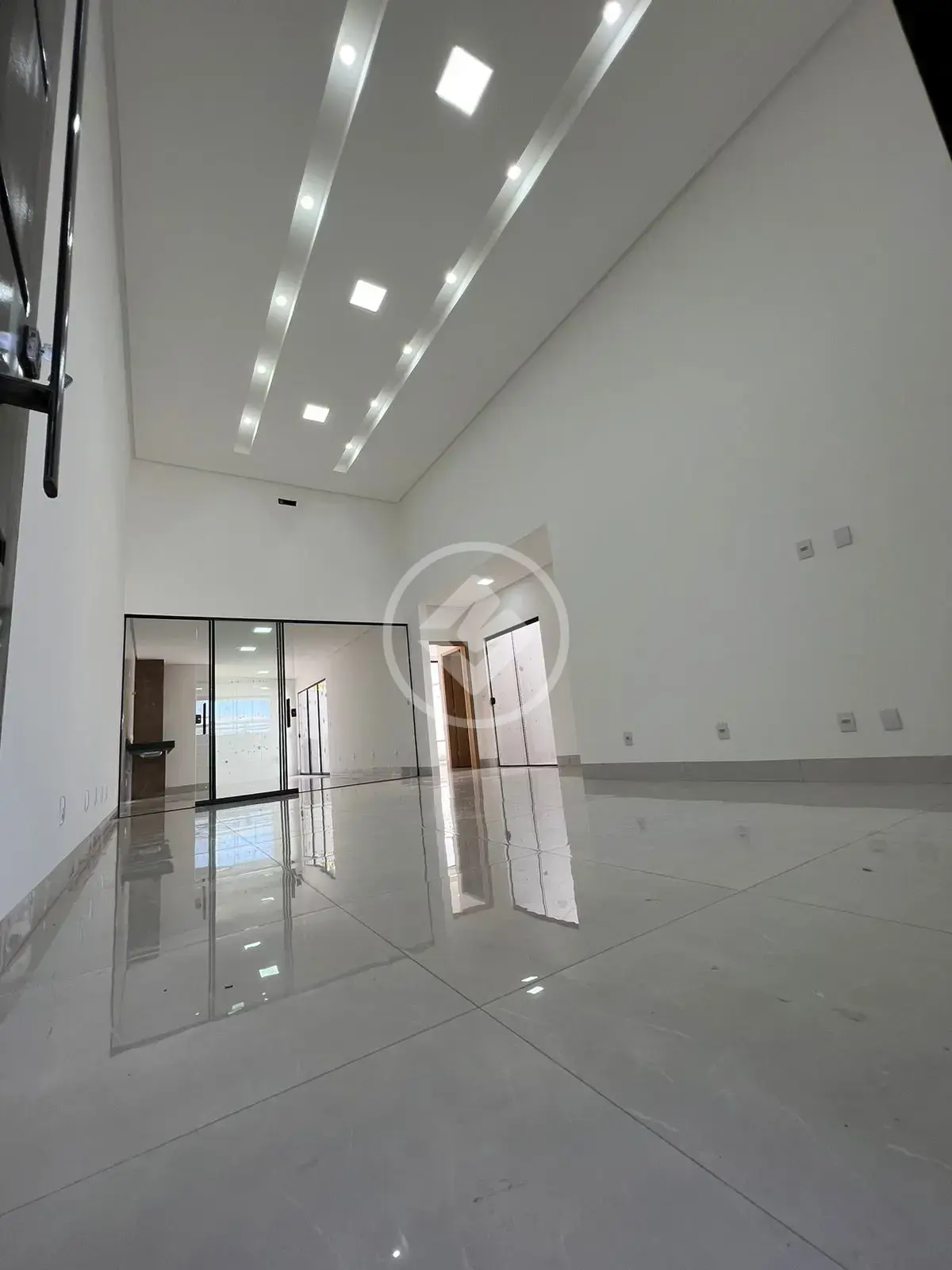 Casa 3 quartos no Jardim Helvecia, Aparecida de Goiânia — foto 5 de 6
