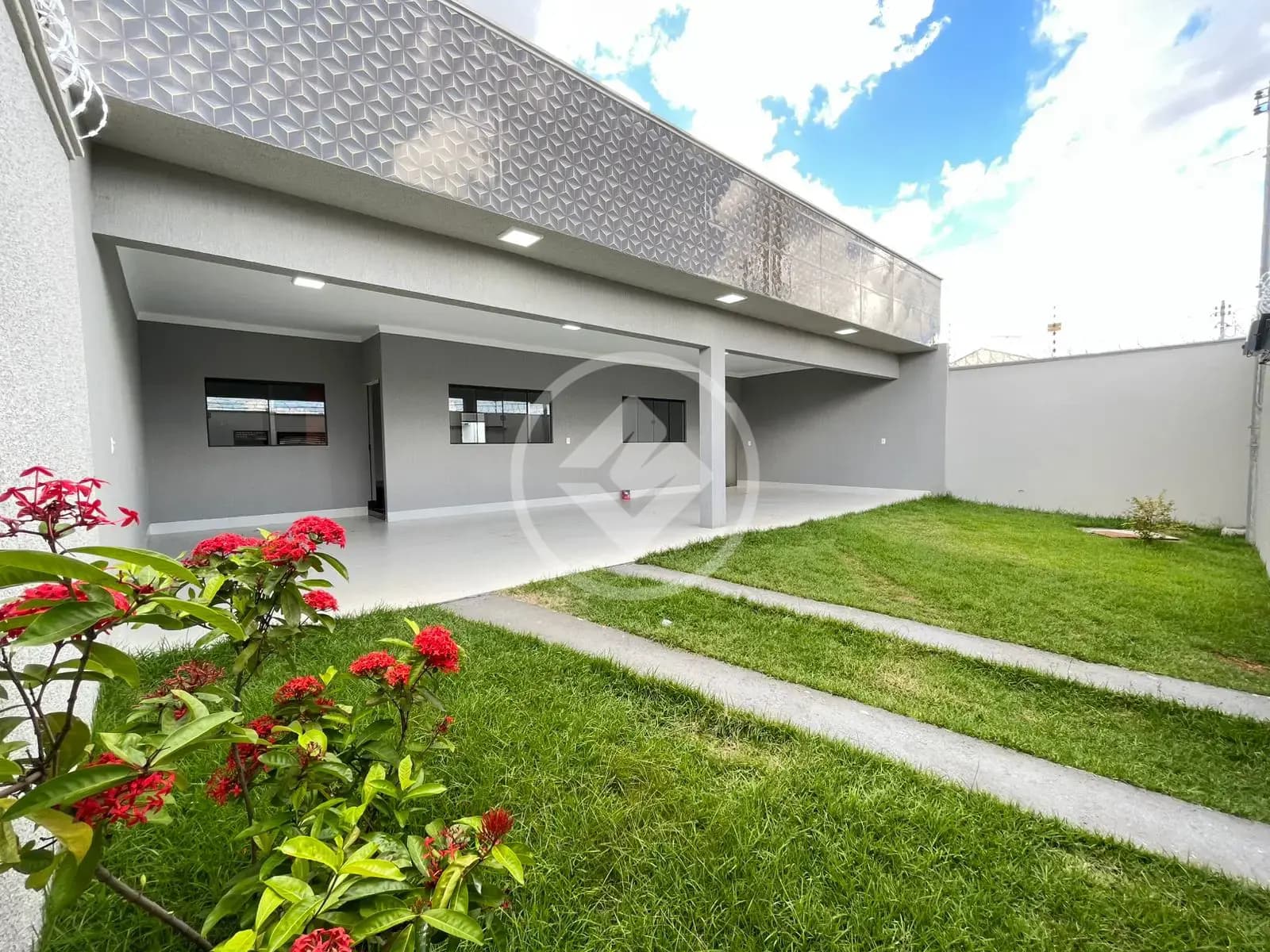 Casa Cidade Satélite São Luiz, Aparecida de Goiânia - GO — foto 1