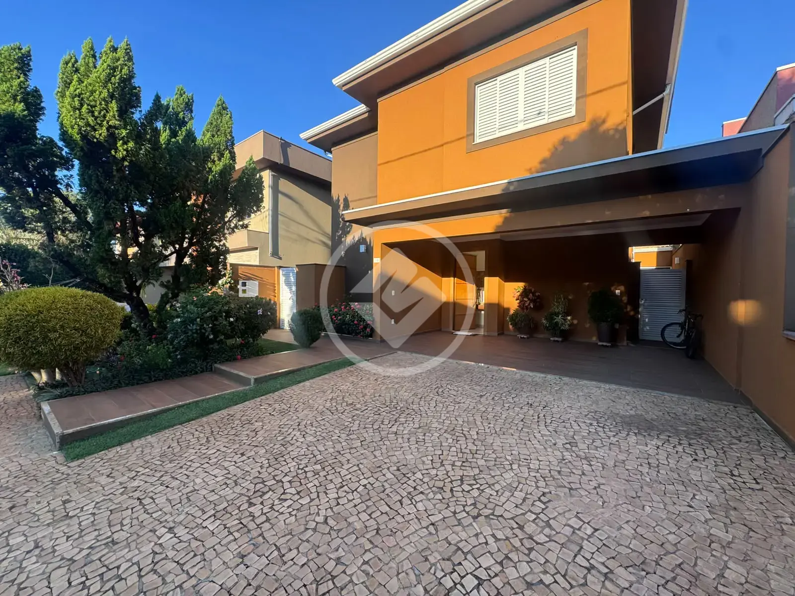 Casa Condomínio Condomínio Figueira Branca, Ribeirão Preto - SP — foto 1