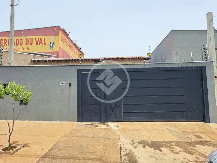 Aconchegante casa no Bairro Sant Anna com 3 dormitórios, sendo 1 suíte