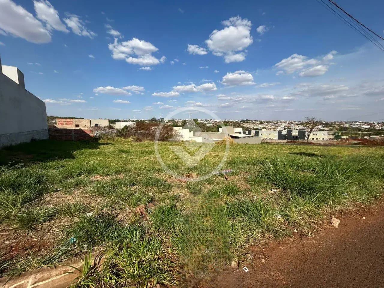 Terreno / Residencial Canaã 2