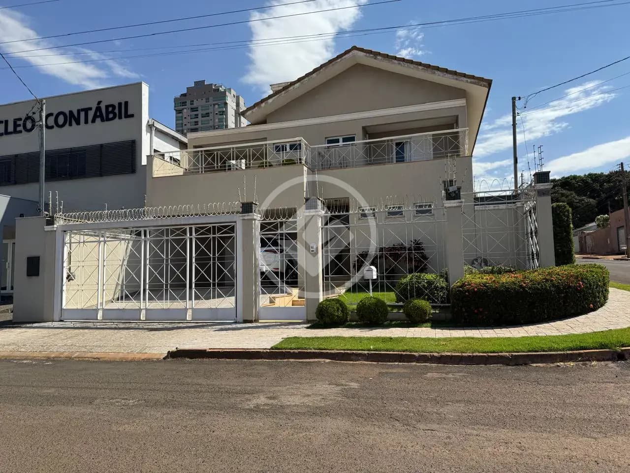 Sobrado / Vitória Regia