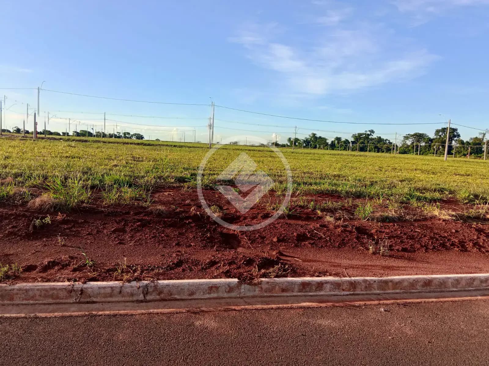 TERRENO Á VENDA / RIO VERDÃO
