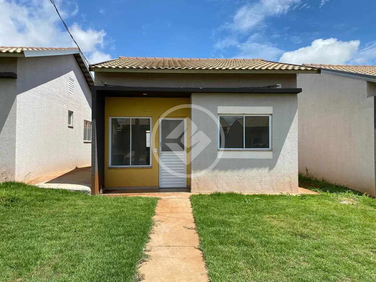 Casa Conjunto Residencial de Casas Flamboyant II, Rio Verde - GO — foto 1
