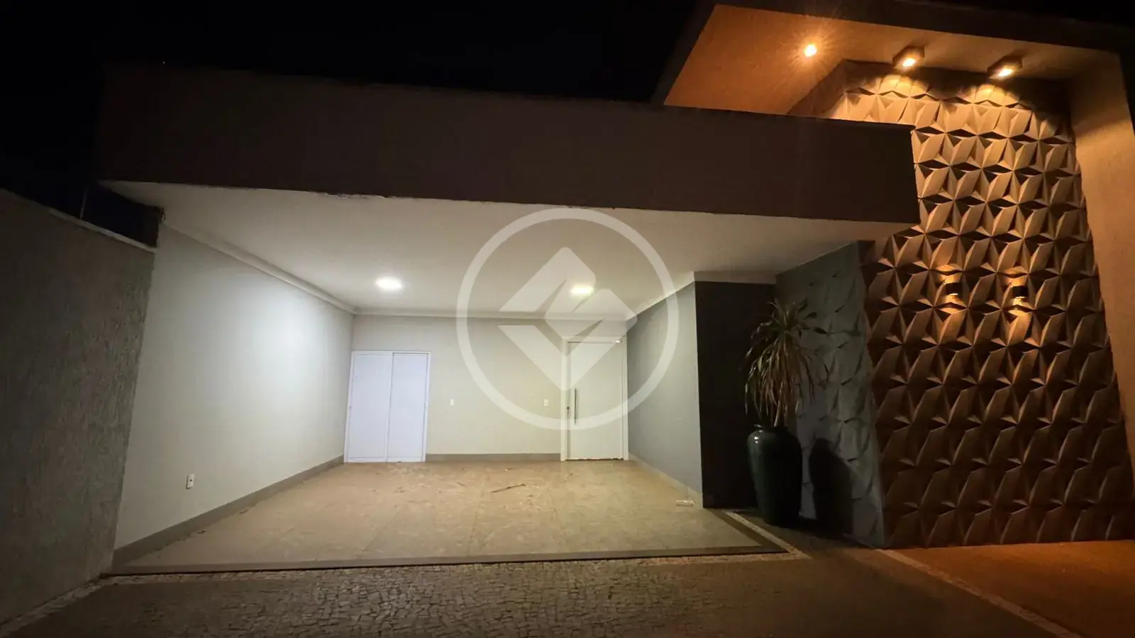 Casa Residencial Interlagos, Rio Verde - GO — foto 1