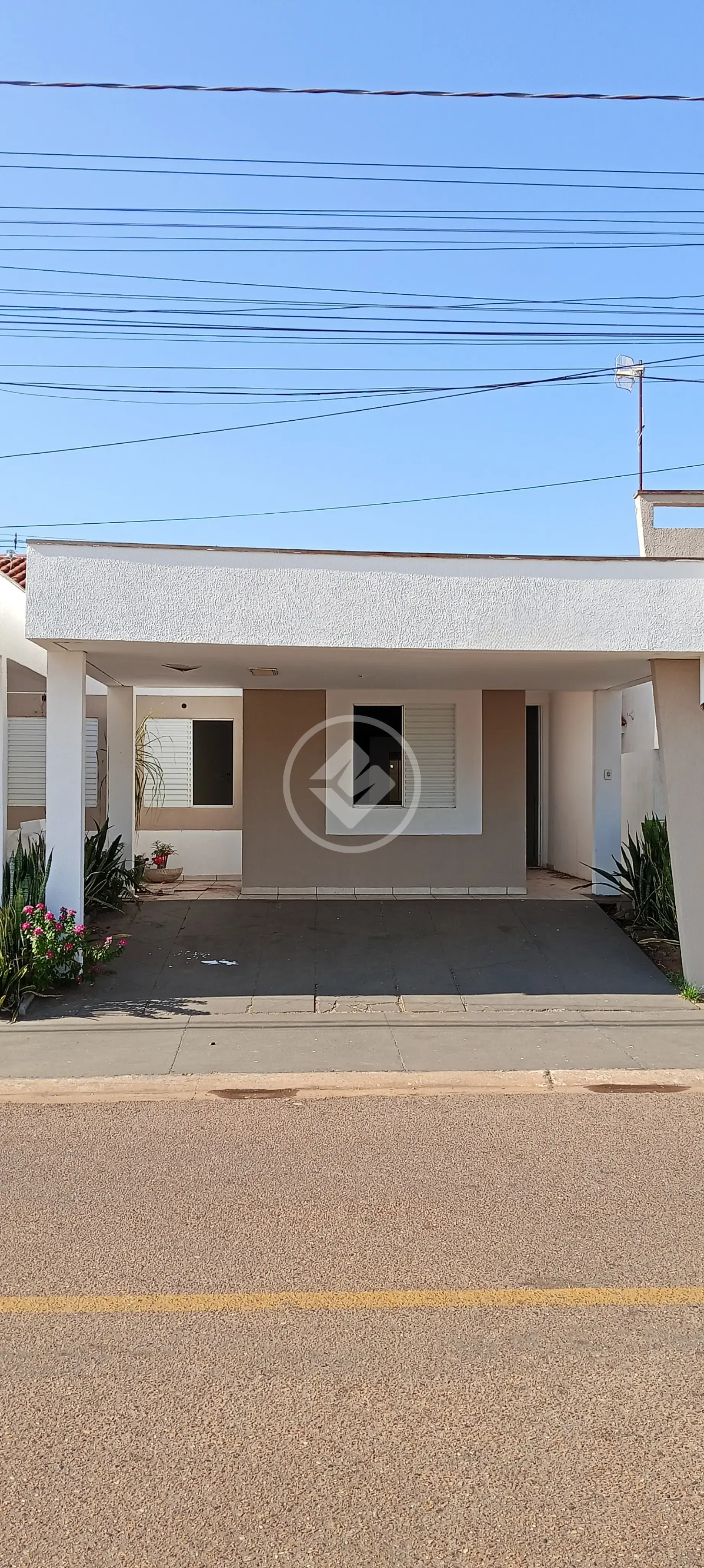 Casa Condomínio Parque Sagrada Família, Rondonópolis - MT — foto 1