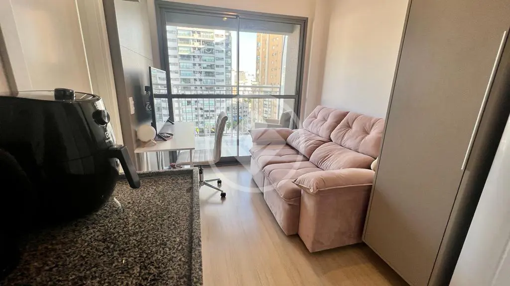 1 DORMITÓRIO MOBILIADO COM VARANDA NA VILA OLIMPIA