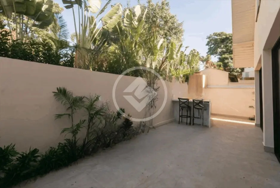 Casa Alphaville 4