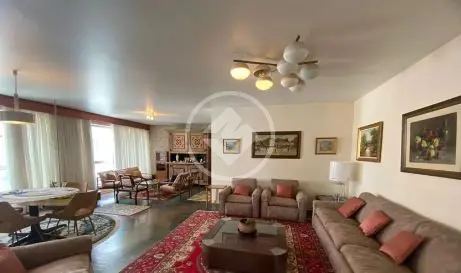 Itaim Bibi - Condomínio Clarice, Apartamento de 230m² com 3 dormitórios, 1 suíte, 3 banheiros, 3 vagas.