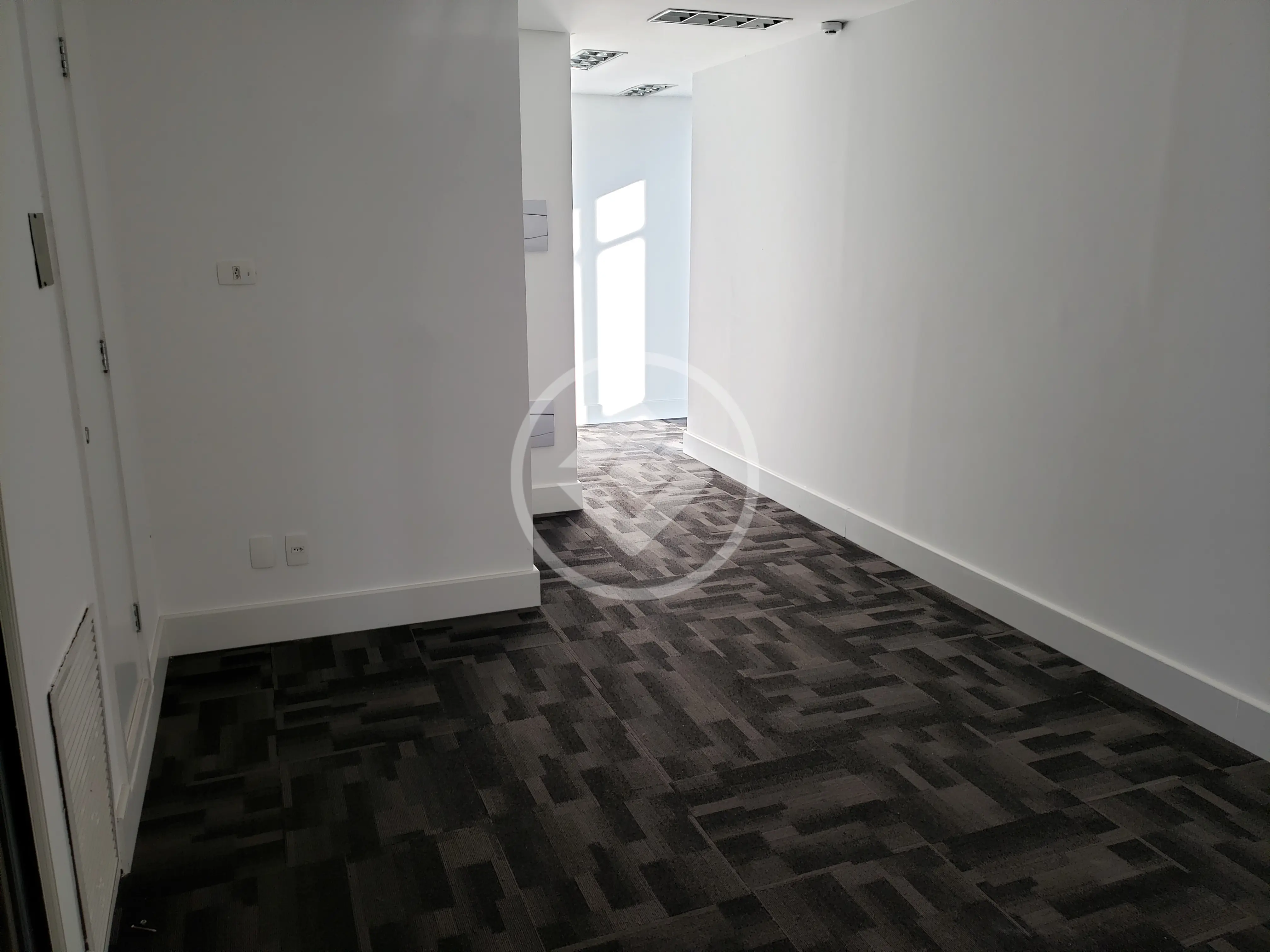 Sala Comercial no CIDADE MONÇÕES, São Paulo — foto 5 de 6