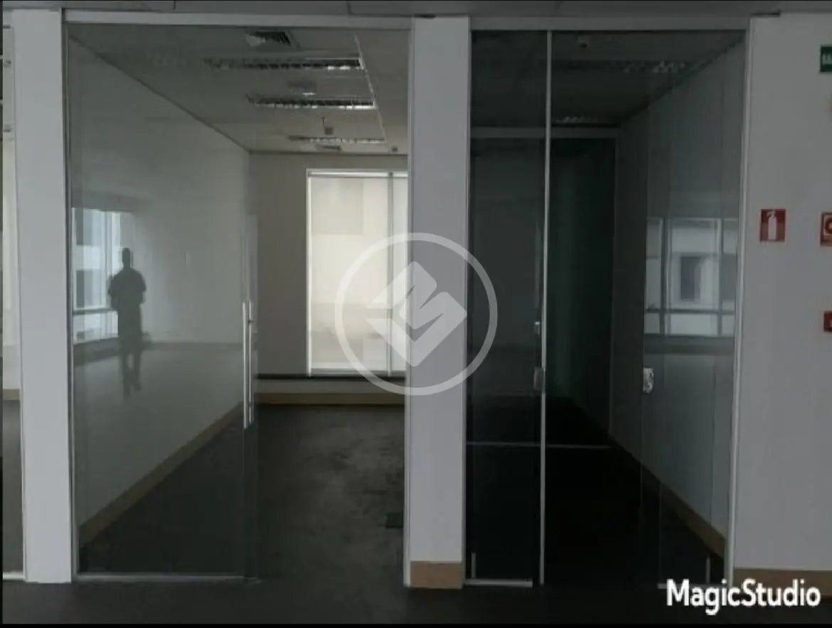 Sala Comercial no CIDADE MONÇÕES, São Paulo — foto 3 de 6