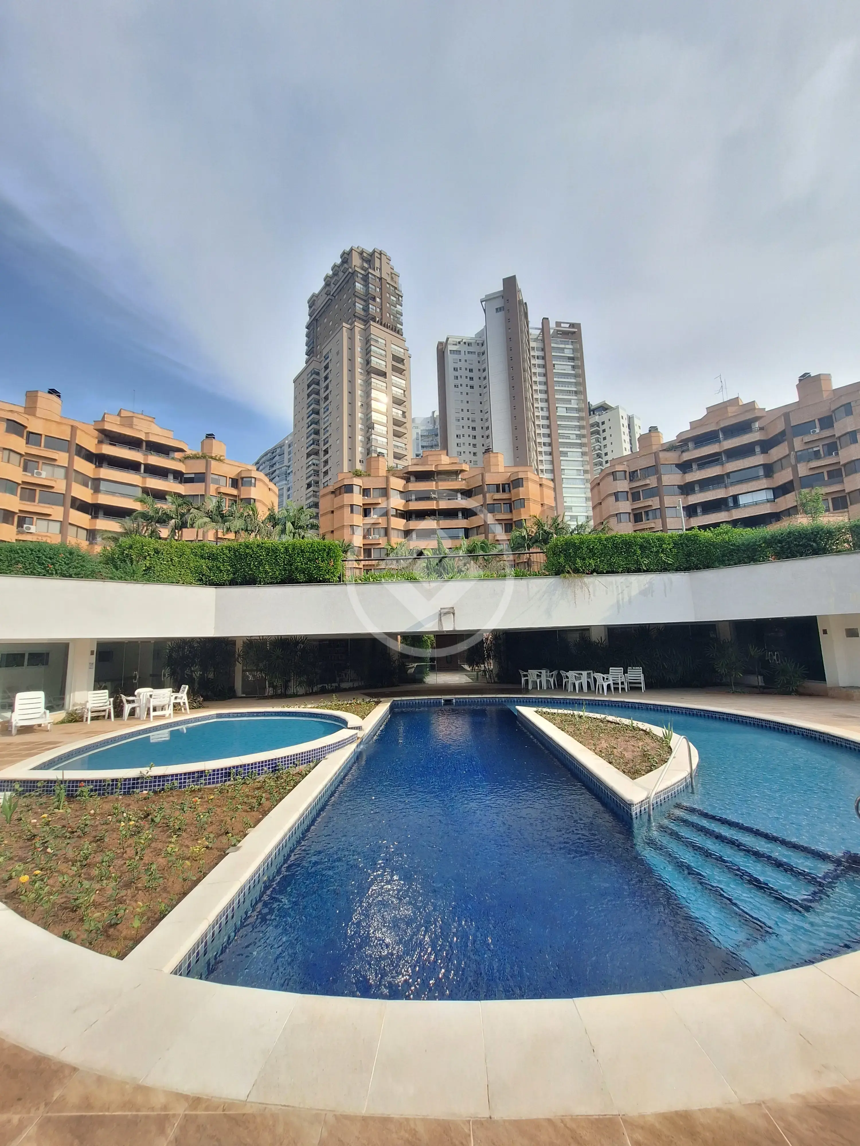 Apartamento Dezoito do Forte Empresarial/Alphaville., Barueri - SP — foto 1