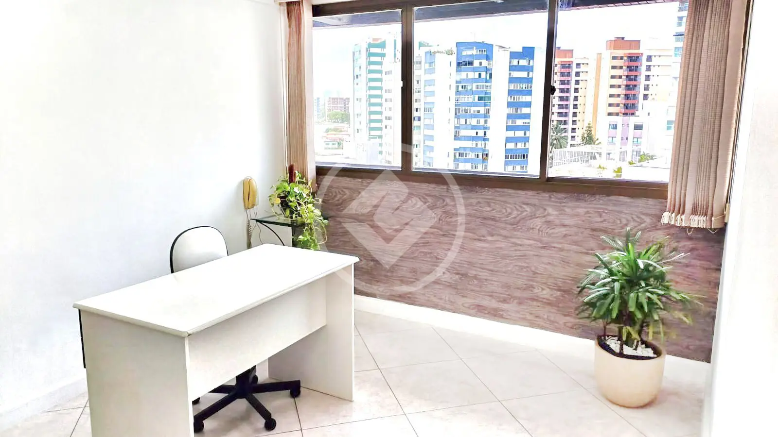 Sala Comercial com 28m² na Pituba Itaigara