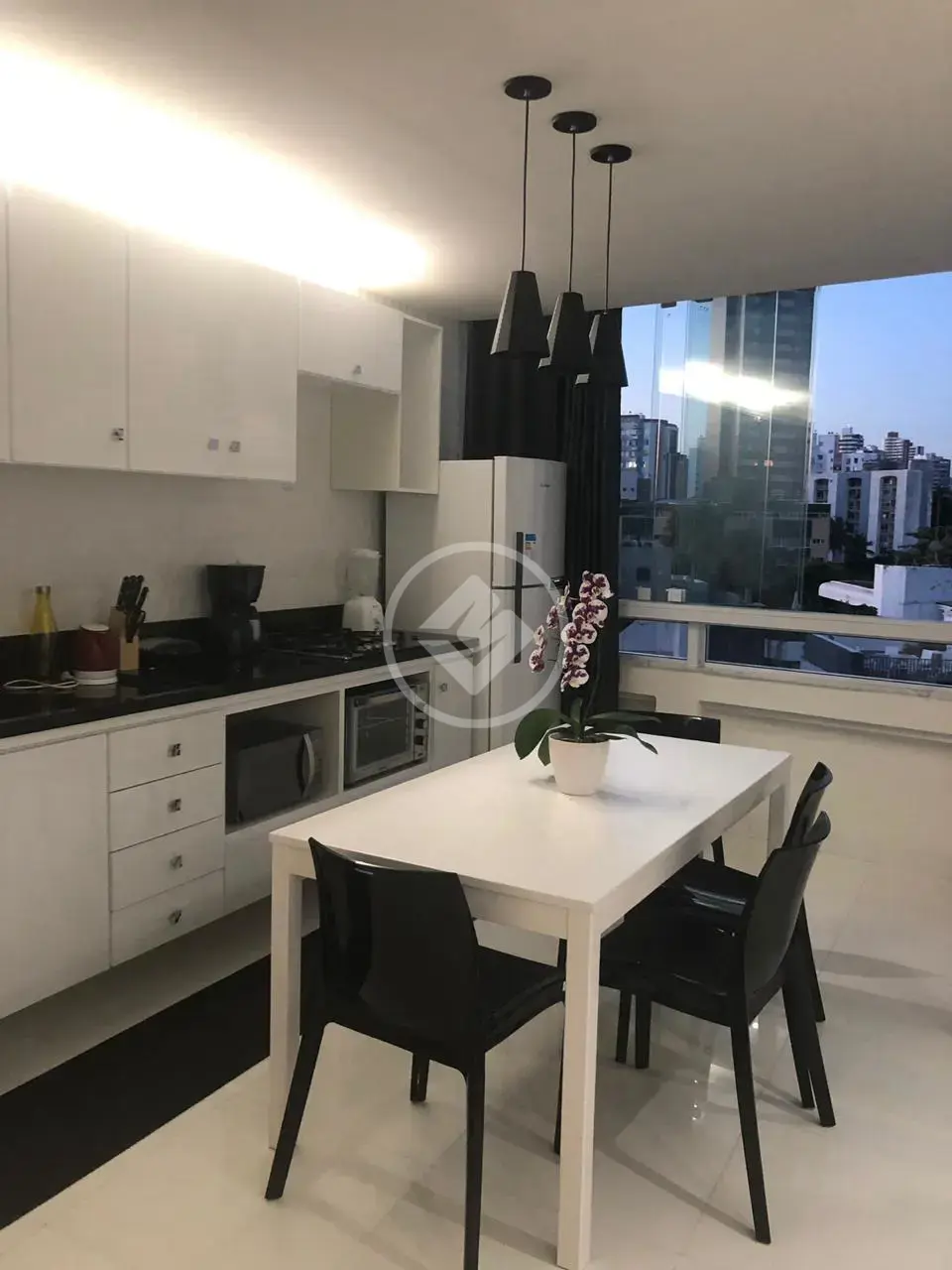 Atlantic Towers: Apartamento Reformado com Estrutura Completa e Alto Potencial de Renda