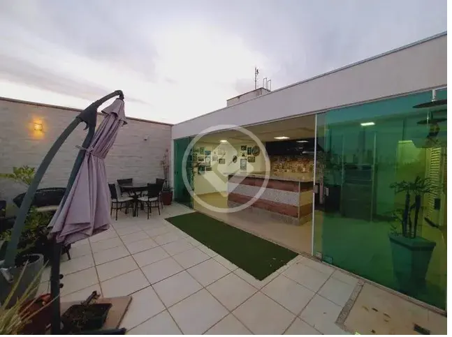 More em Uma Excelente Cobertura Duplex no Bairro Martins