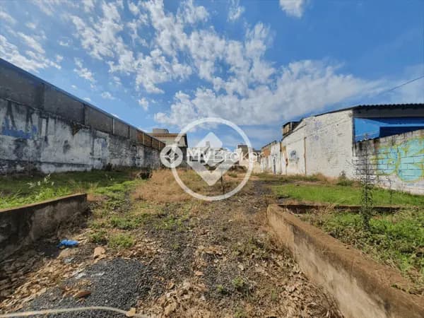 Terreno à venda 690 m² - Tabajaras - Uberlândia/MG