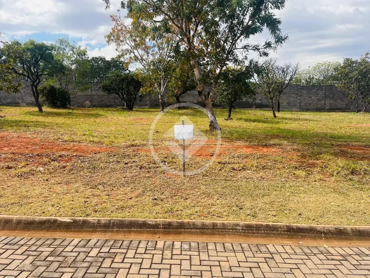 Terreno Condomínio Laranjeiras, Uberlândia - MG — foto 1