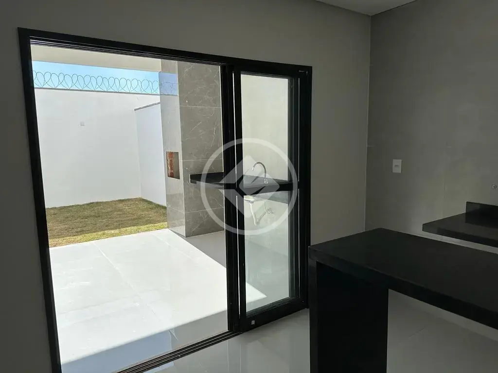Sobrado Novo Mundo, Uberlândia - MG — foto 1