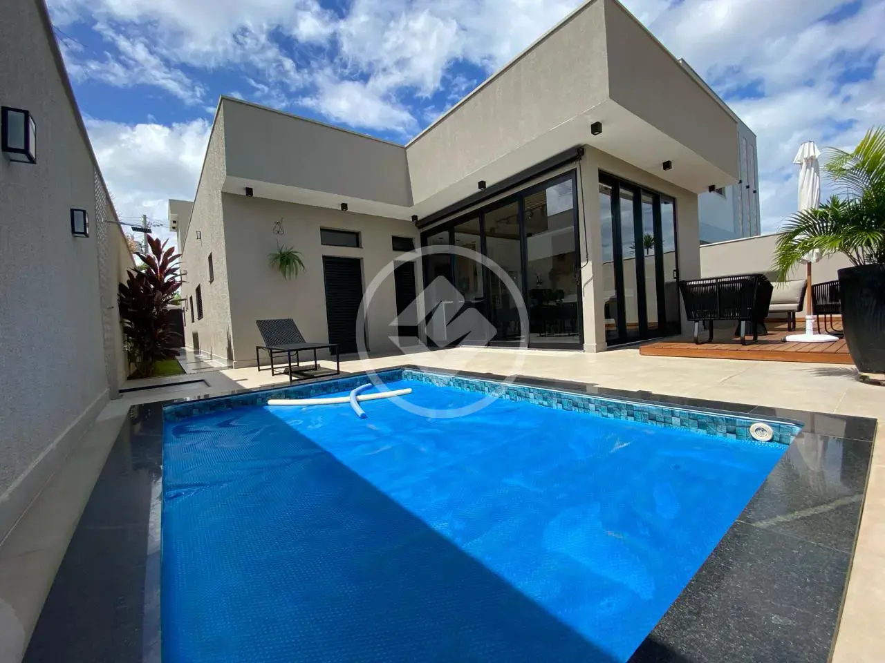 Casa Condomínio Laranjeiras, Uberlândia - MG — foto 2