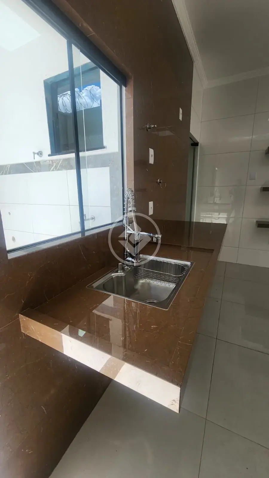 Sobrado 3 quartos no Dona Zulmira, Uberlândia — foto 4 de 6