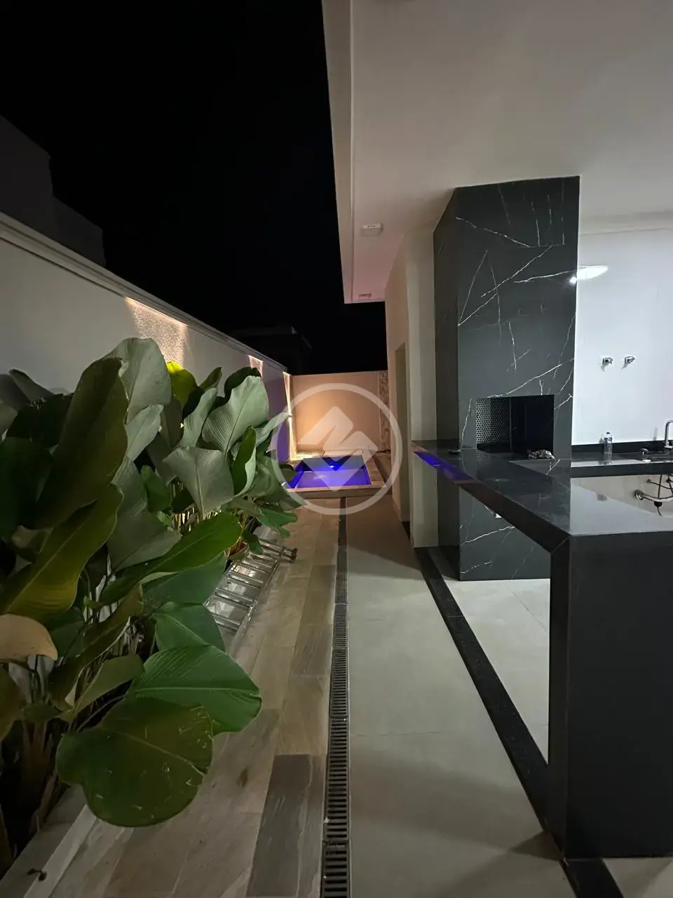 Casa Condomínio Novo Mundo, Uberlândia - MG — foto 1