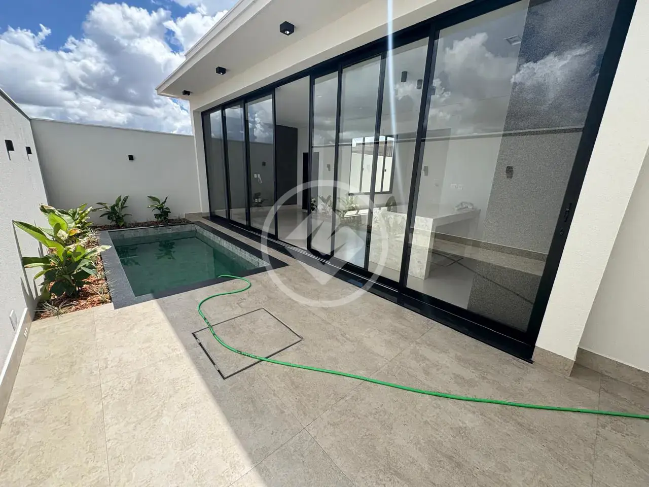 Casa Condomínio Novo Mundo, Uberlândia - MG — foto 1