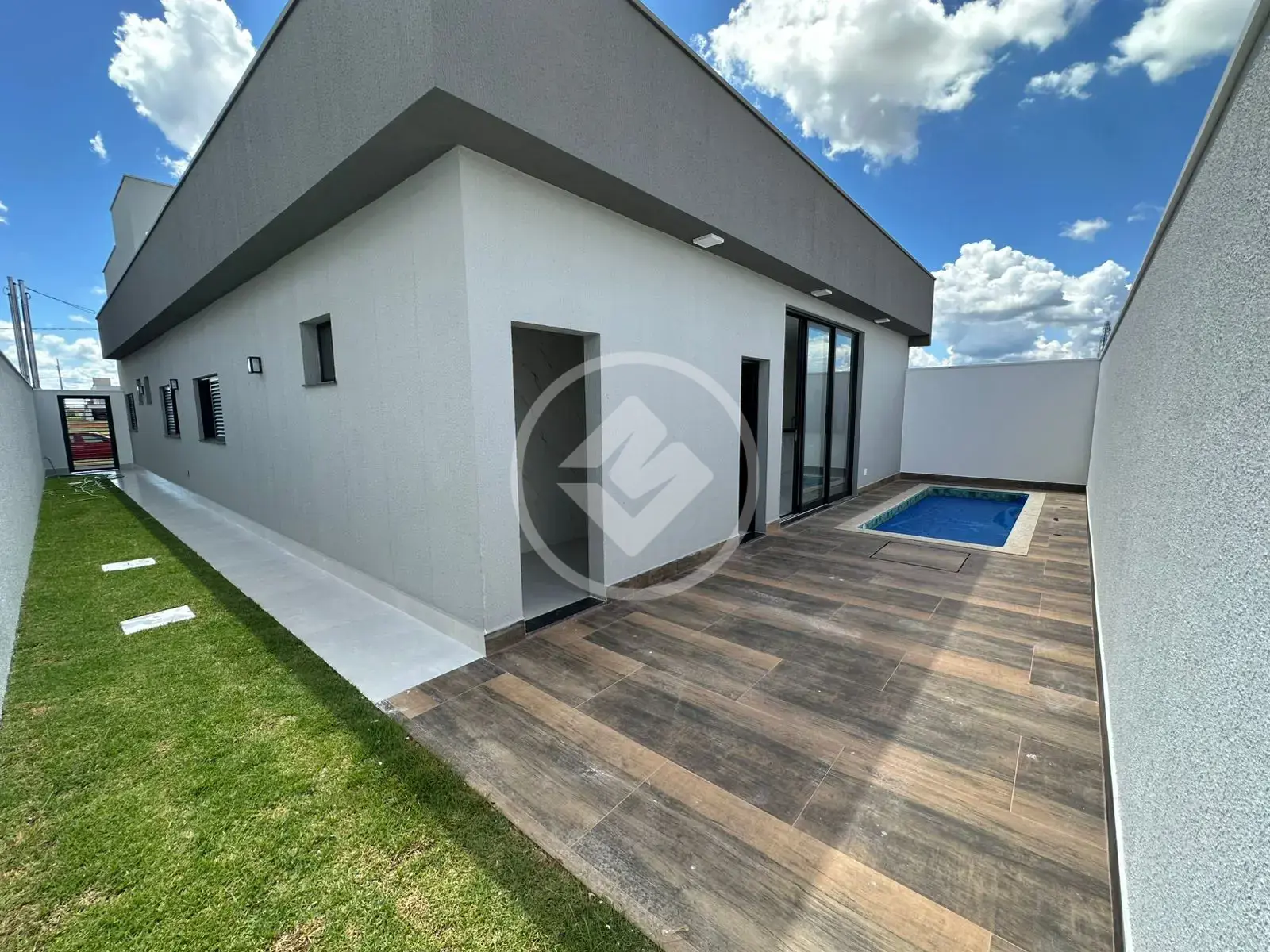 Casa Condomínio Novo Mundo, Uberlândia - MG — foto 1