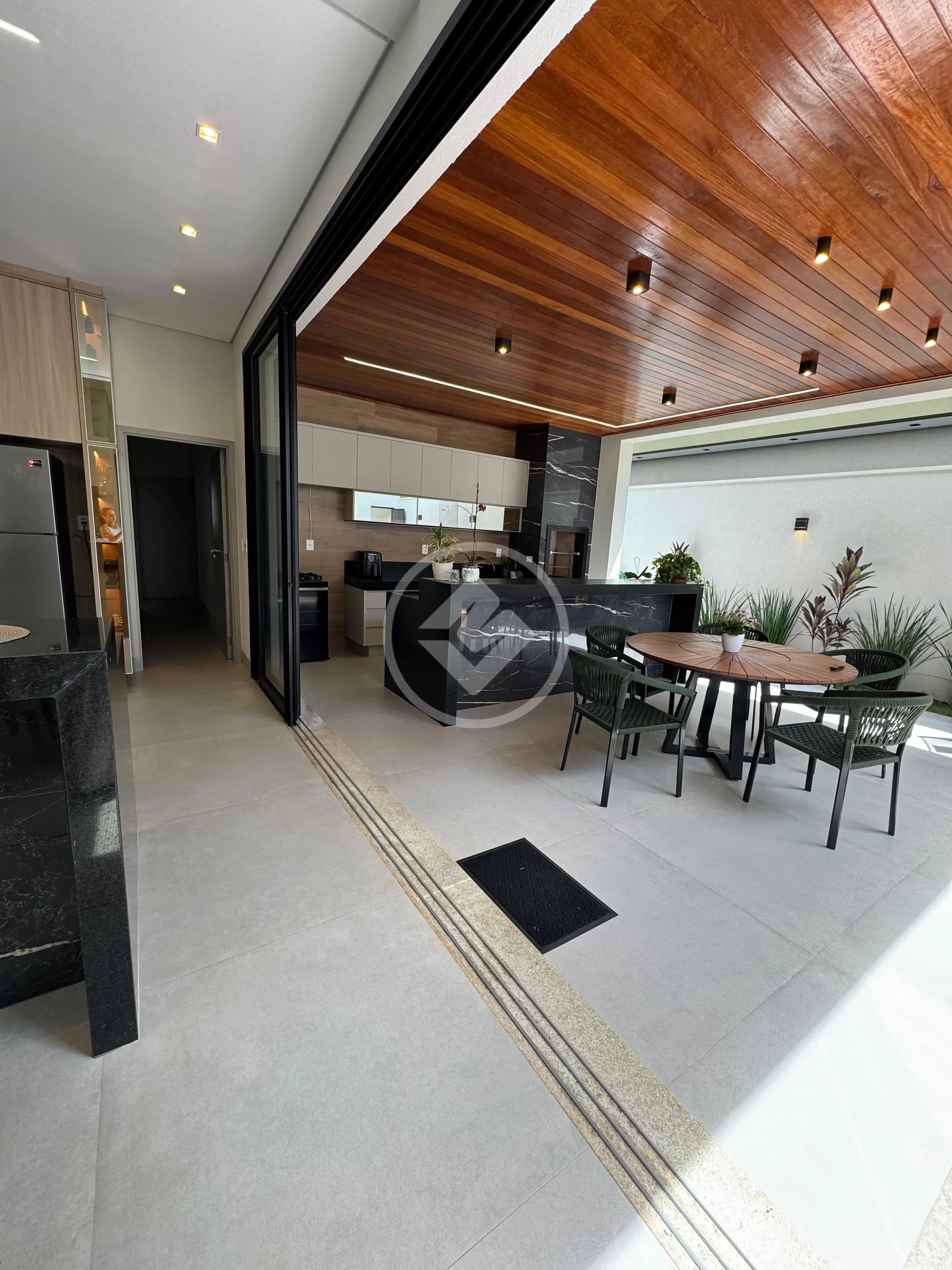 Casa Condomínio 3 quartos no Laranjeiras, Uberlândia — foto 4 de 6
