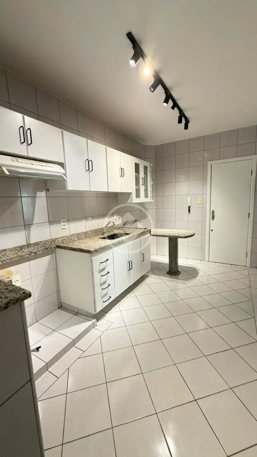 Apartamento Santa Mônica, Uberlândia - MG — foto 1