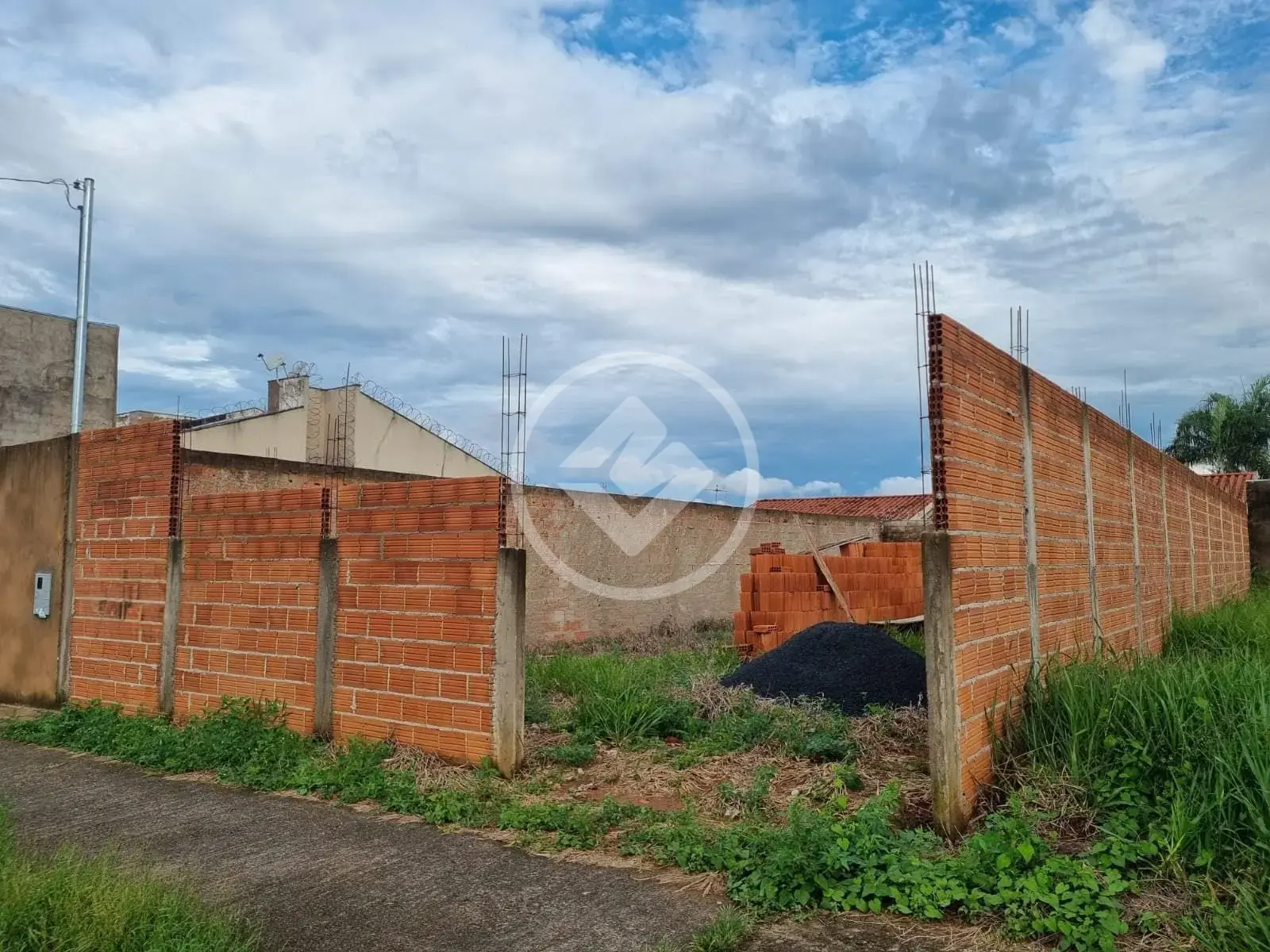 Terreno Comercial no Jardim Europa, Uberlândia — foto 2 de 3