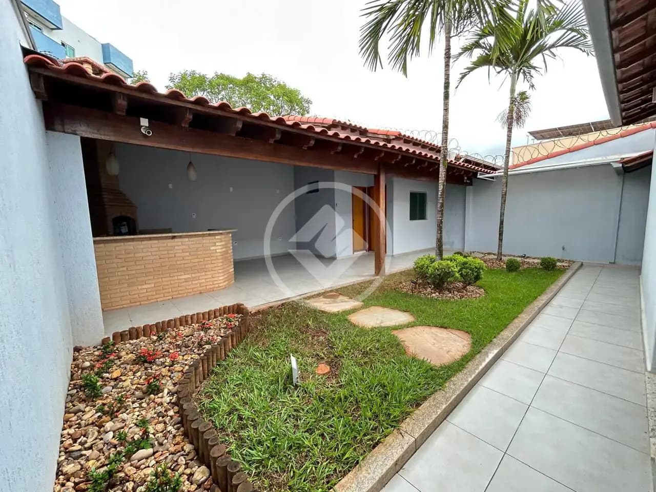 Casa 4 quartos no Chácaras Tubalina e Quartel, Uberlândia — foto 3 de 6