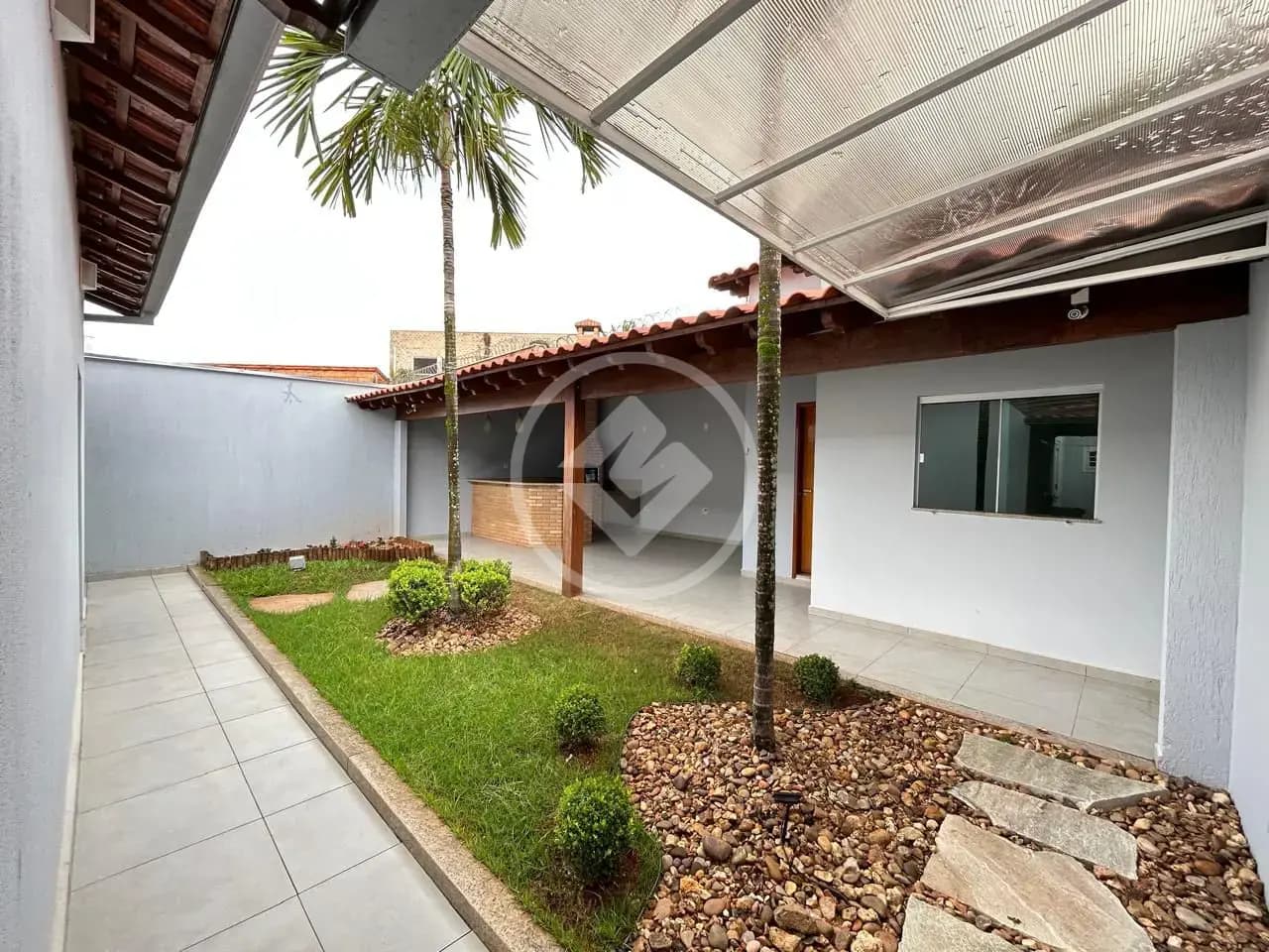 Casa 4 quartos no Chácaras Tubalina e Quartel, Uberlândia — foto 2 de 6