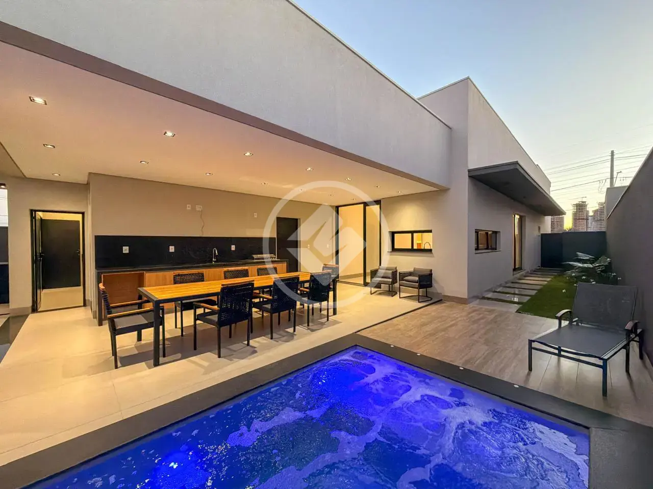 Casa Condomínio Jardim Sul, Uberlândia - MG — foto 1