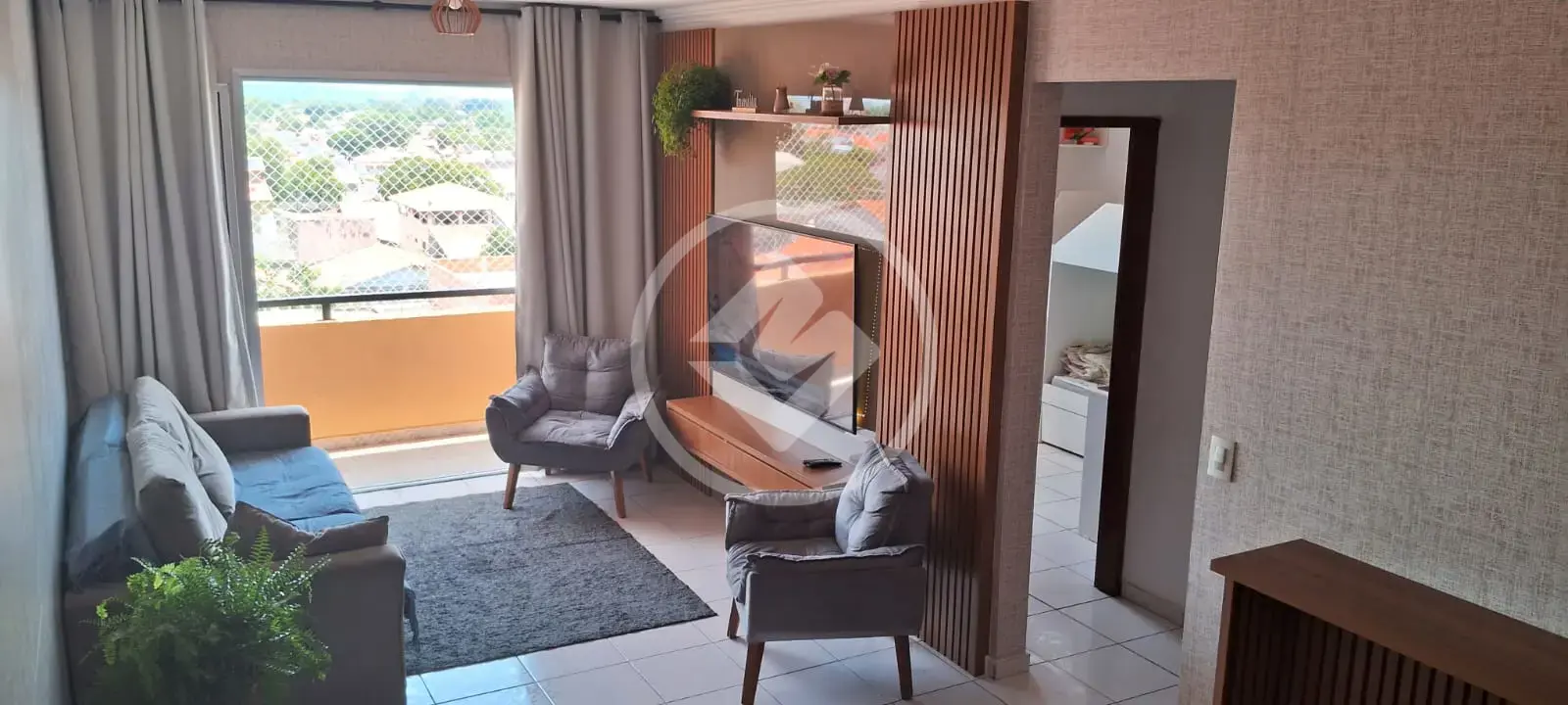 Apartamento A Venda 2 Dormitórios com Sacada no Bairro Jardim Morumbi em São Jose dos Campos - R$ 379.000 - Excelente Localização