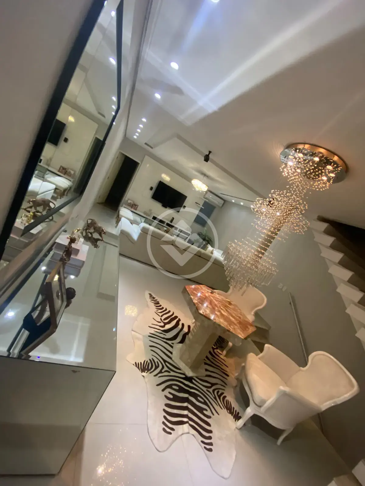 Sobrado 4 quartos no Loteamento Residencial e Comercial Bosque Flamboyant, Taubaté — foto 3 de 6