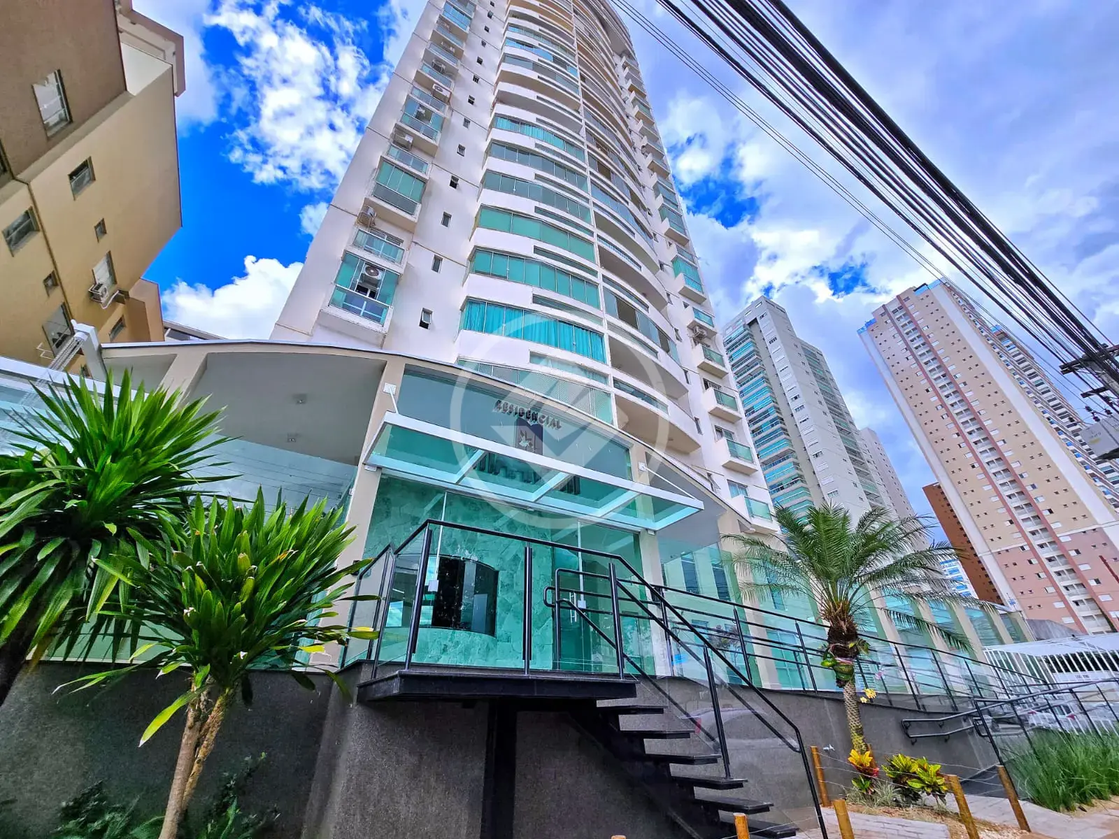 Apartamento Setor Bueno, Goiânia - GO — foto 1