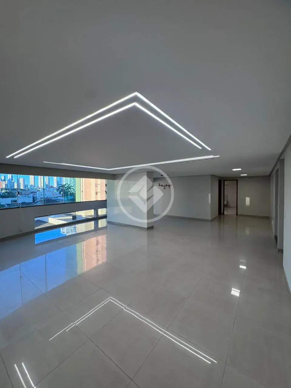Apartamento Setor Bueno, Goiânia - GO — foto 1