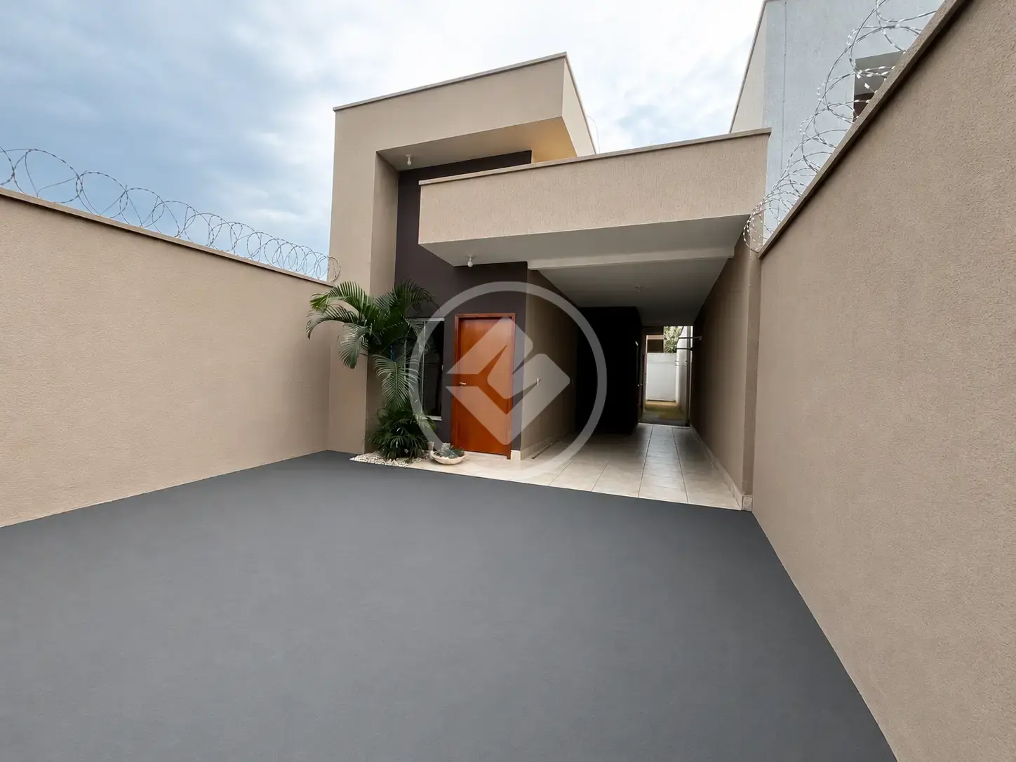 Casa 3 quartos no Residencial Caraíbas, Aparecida de Goiânia — foto 1 de 6