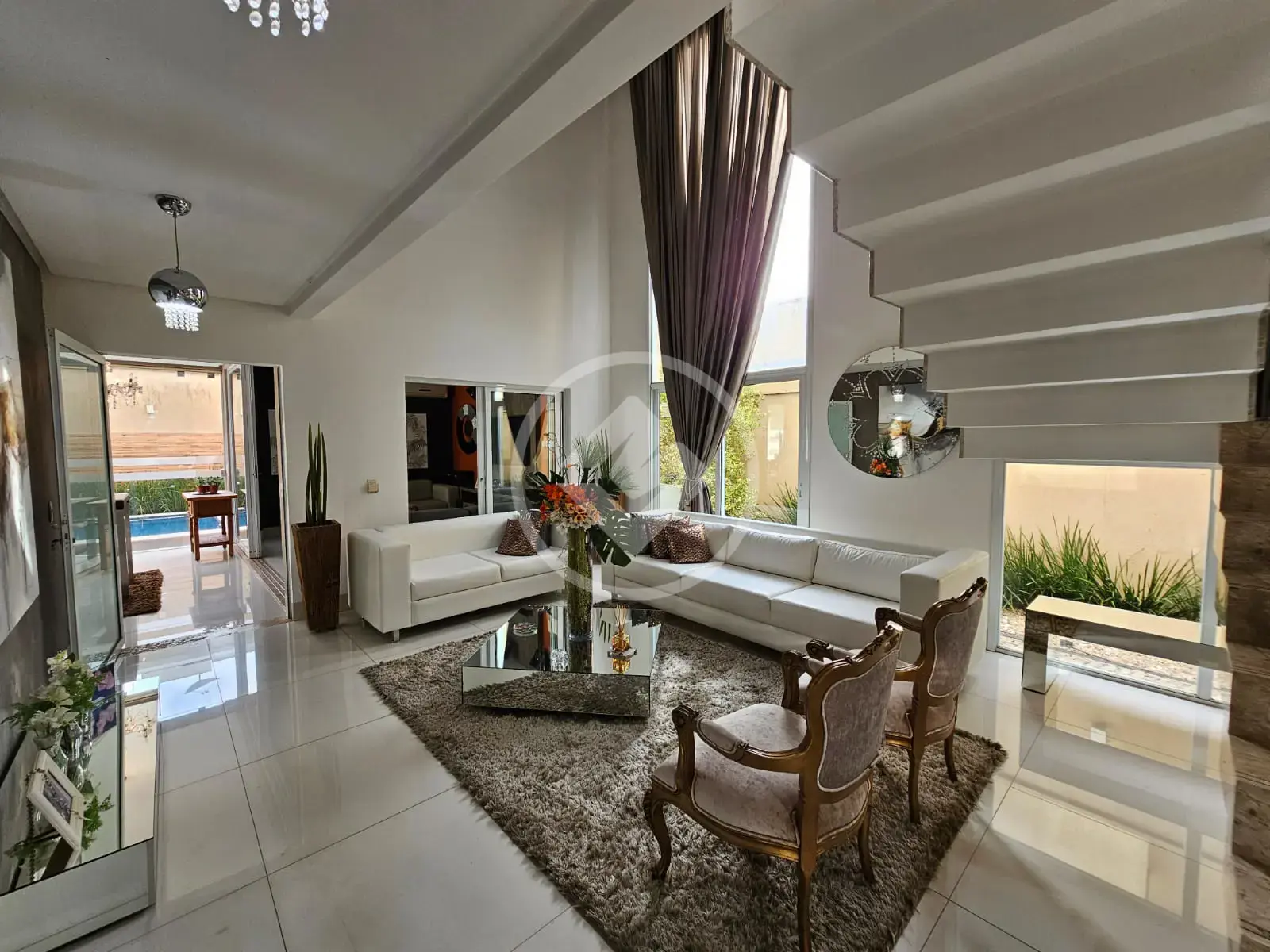 Casa Condomínio 4 quartos no Jardins Madri, Goiânia — foto 1 de 6