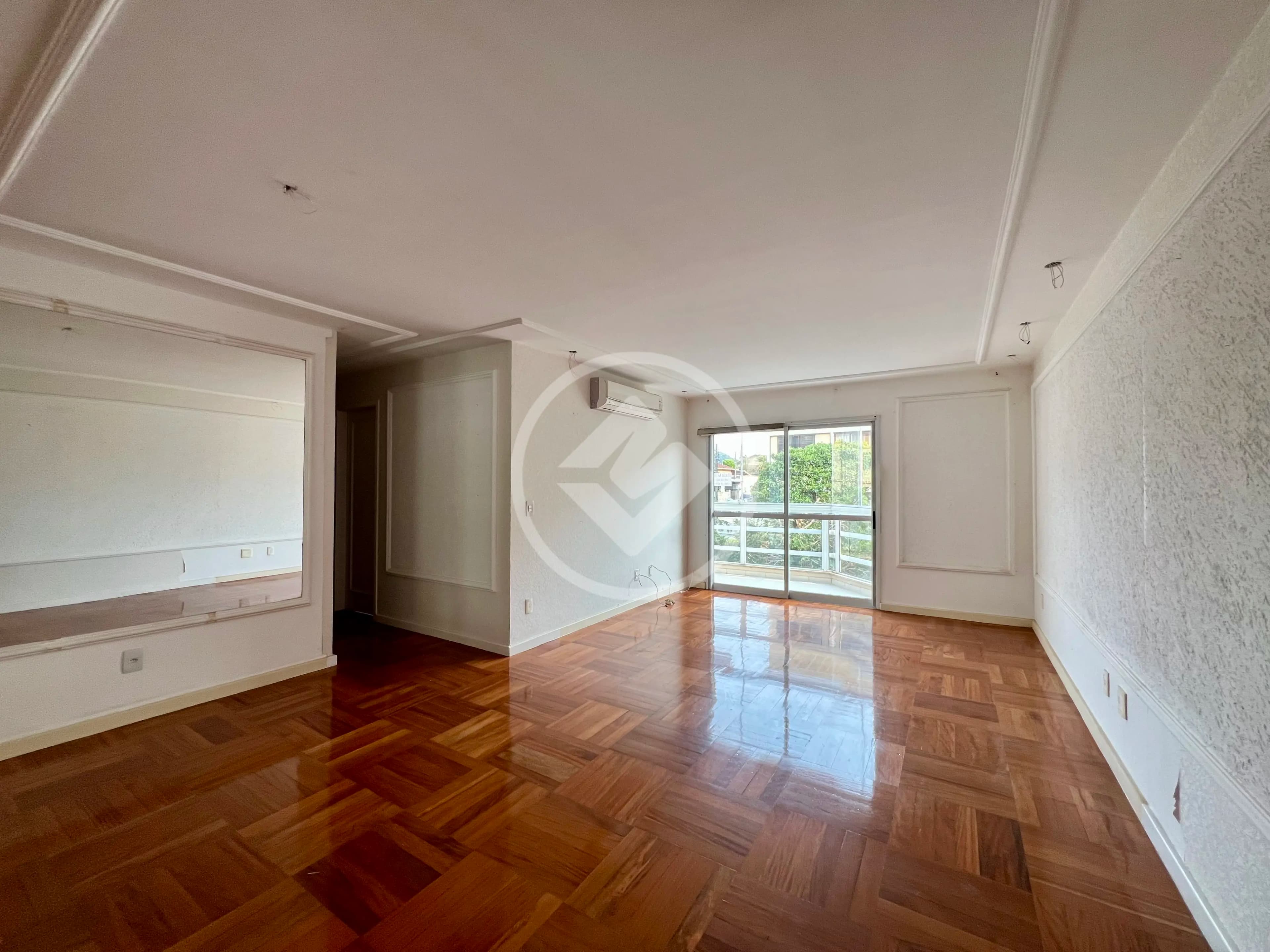 Apartamento com 2 quartos à venda por R$650.000,00 com 80,50m2 - Jardim Cascata - Teresópolis /RJ