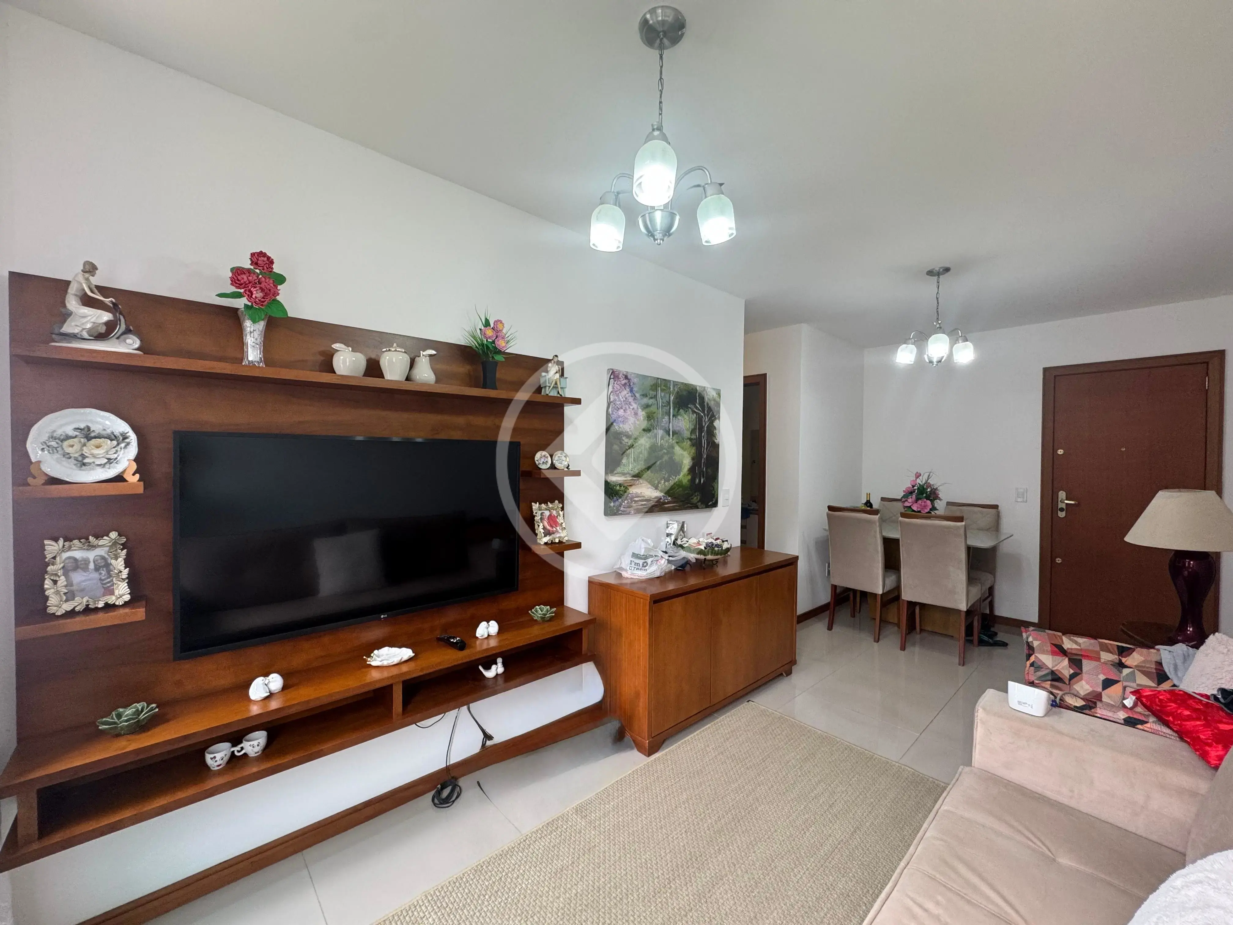 Apartamento Mobiliado, 2 quartos, 1 vaga. Bom Retiro - Teresópolis/RJ