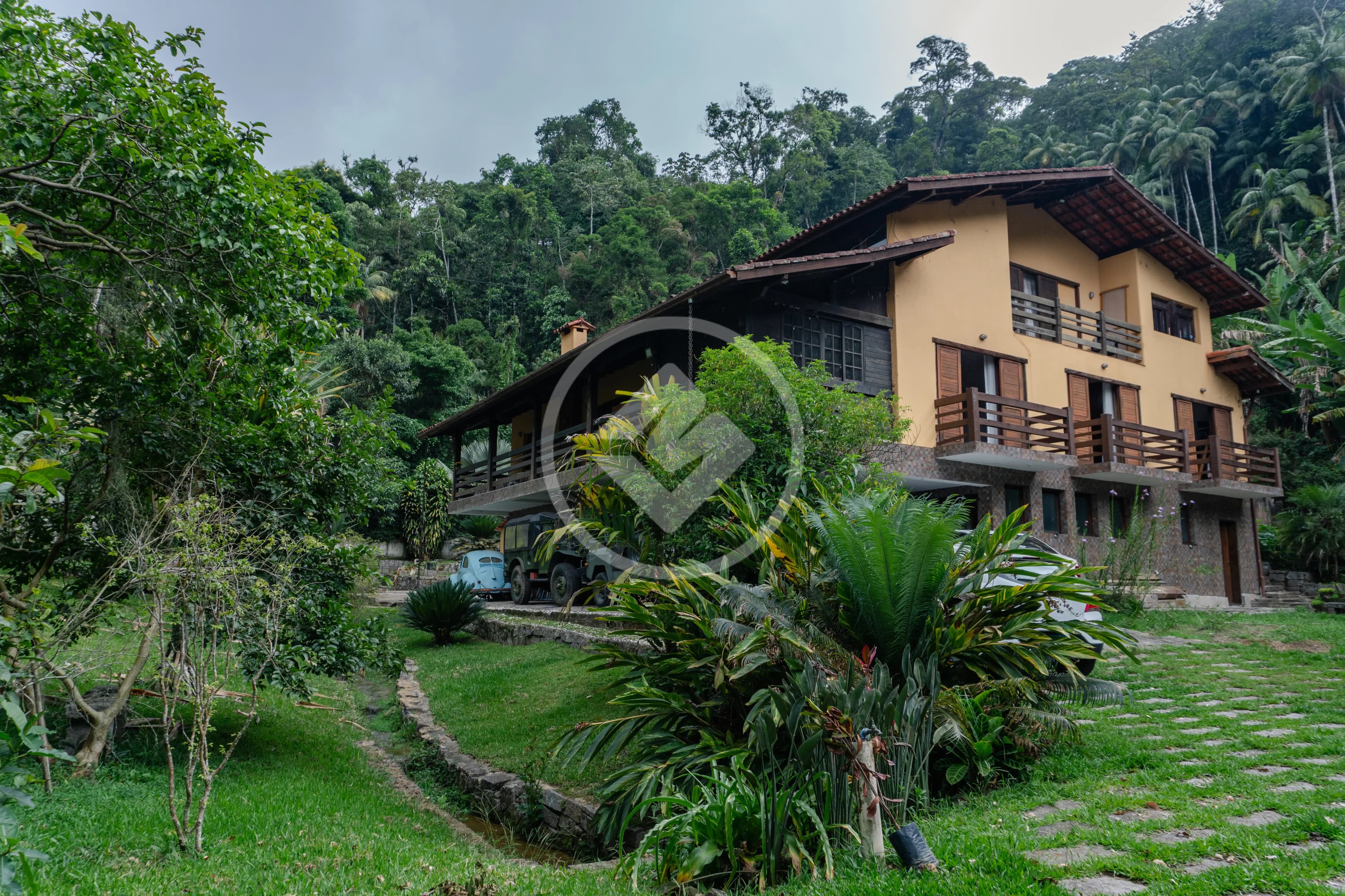 Casa no Comary com 5.740 m² de área, Teresópolis-RJ