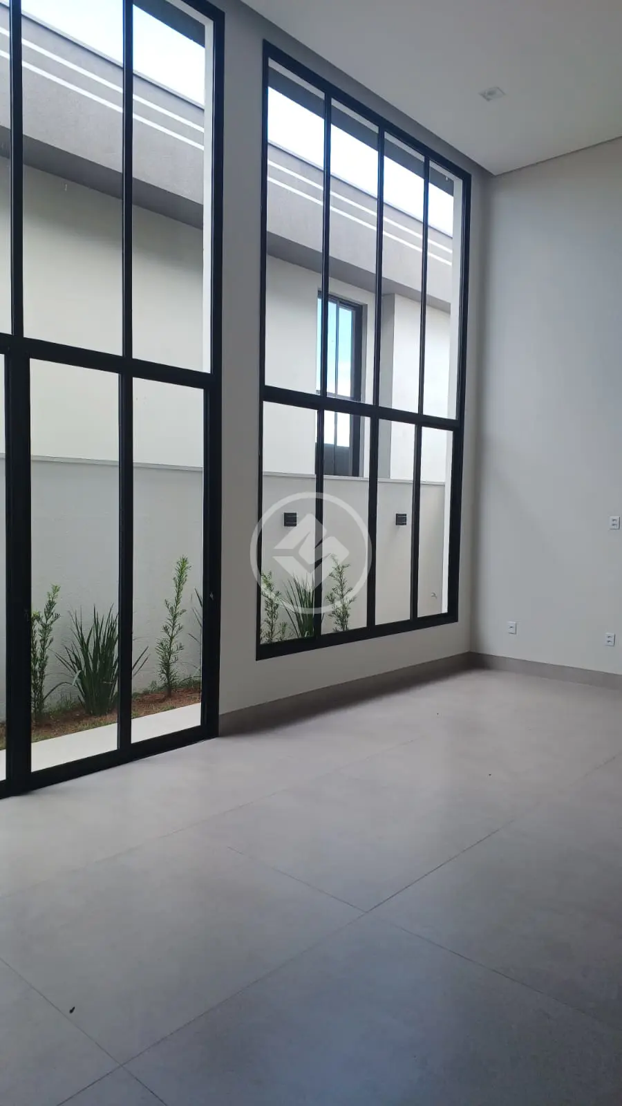Casa Condomínio Laranjeiras, Uberlândia - MG — foto 2