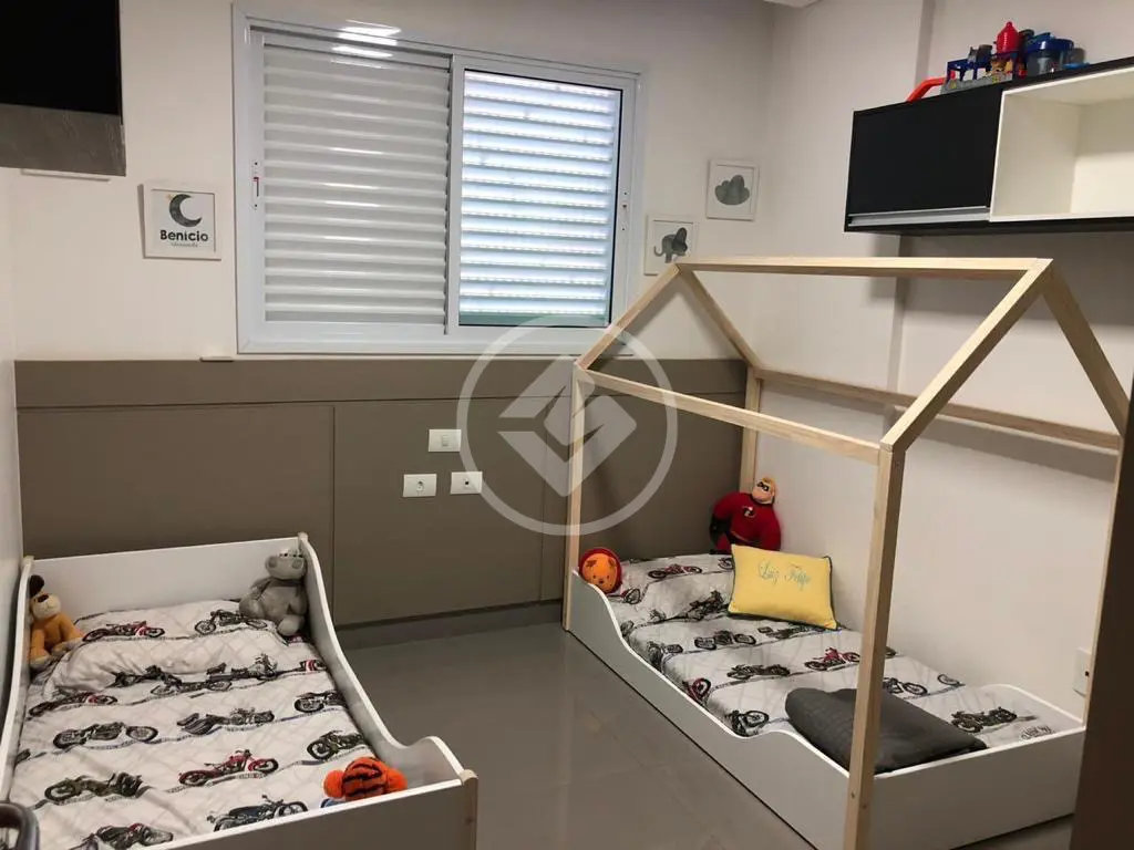 Apartamento à venda com 3 quartos sendo 1 suíte- 112m² - Santa Maria- Uberlândia/MG