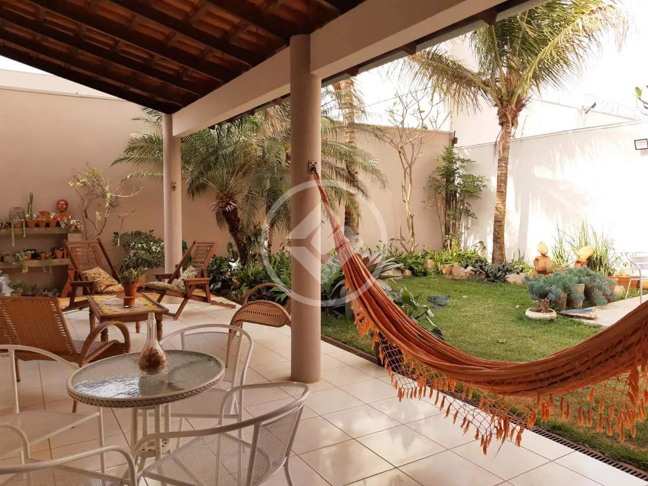 Casa Jardim Karaíba, Uberlândia - MG — foto 1